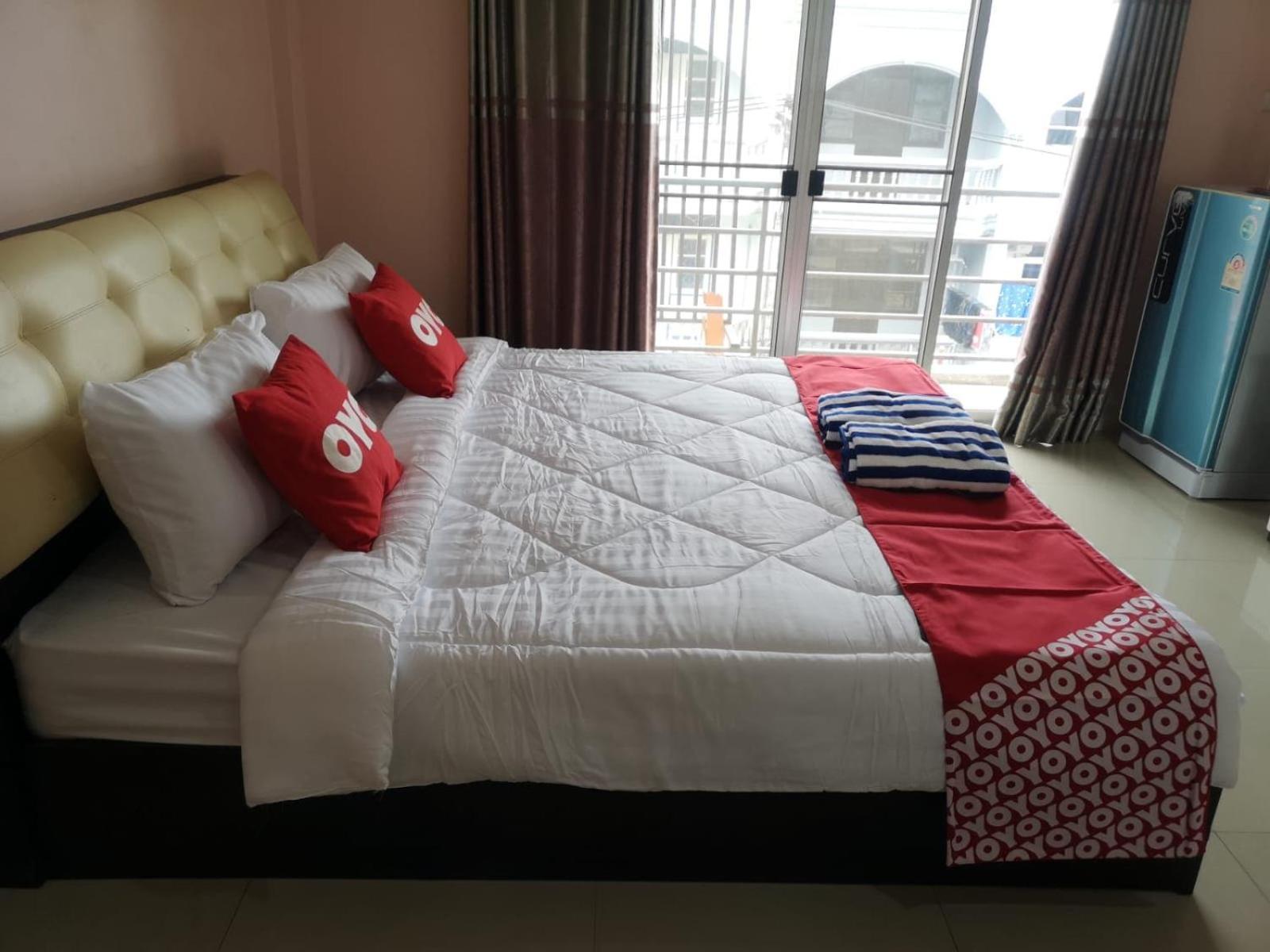 Kjs Pattaya Hotel Bagian luar foto