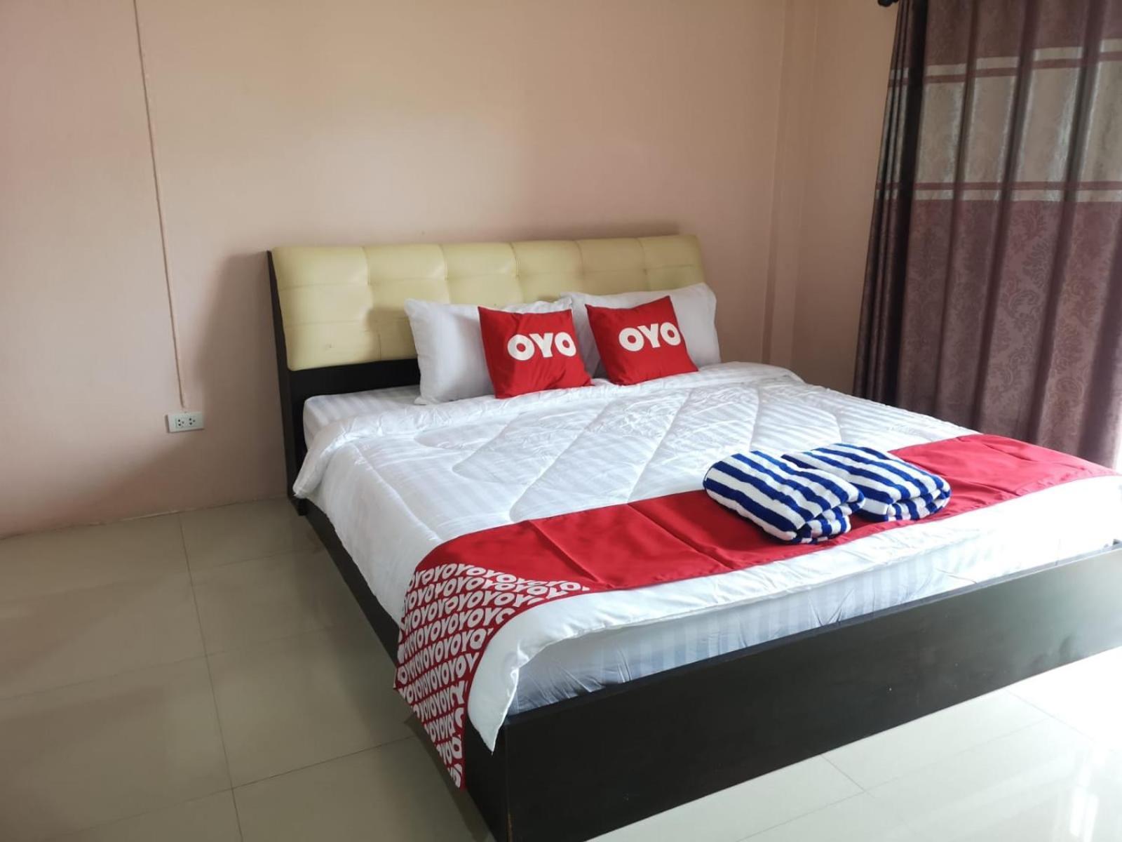 Kjs Pattaya Hotel Bagian luar foto