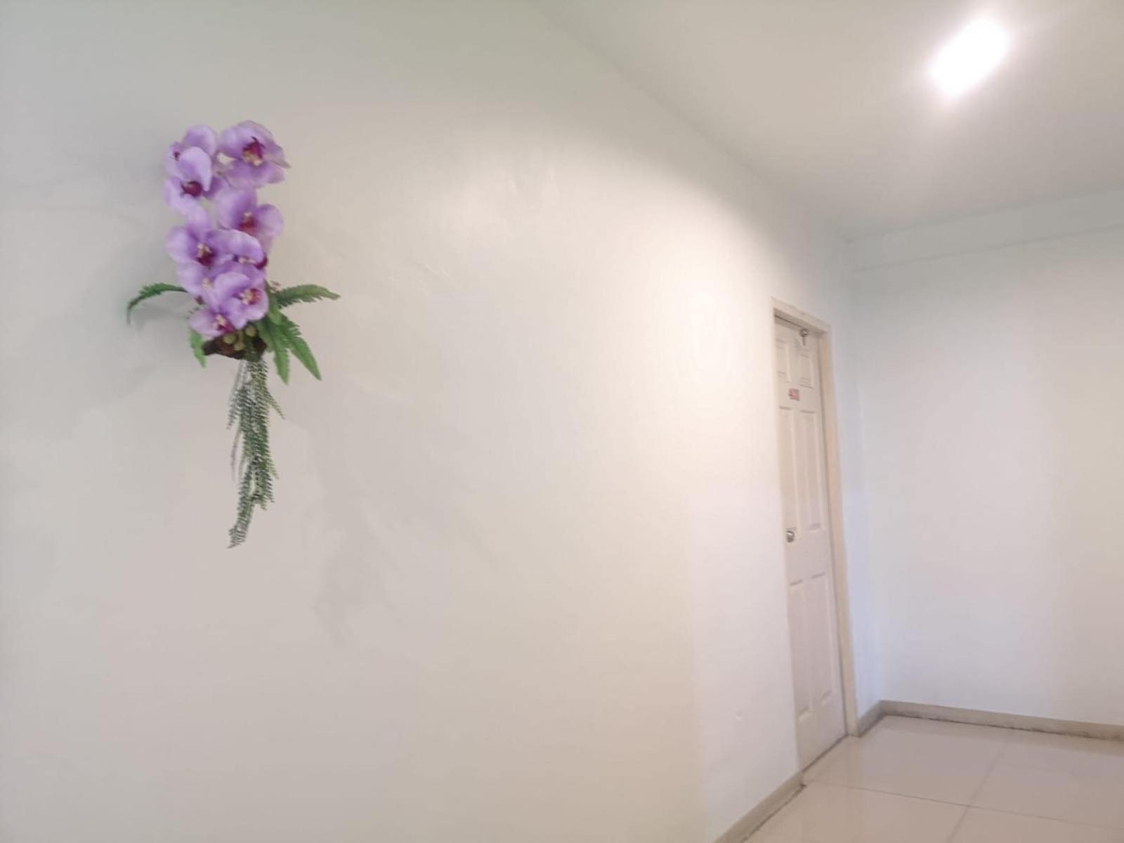 Kjs Pattaya Hotel Bagian luar foto
