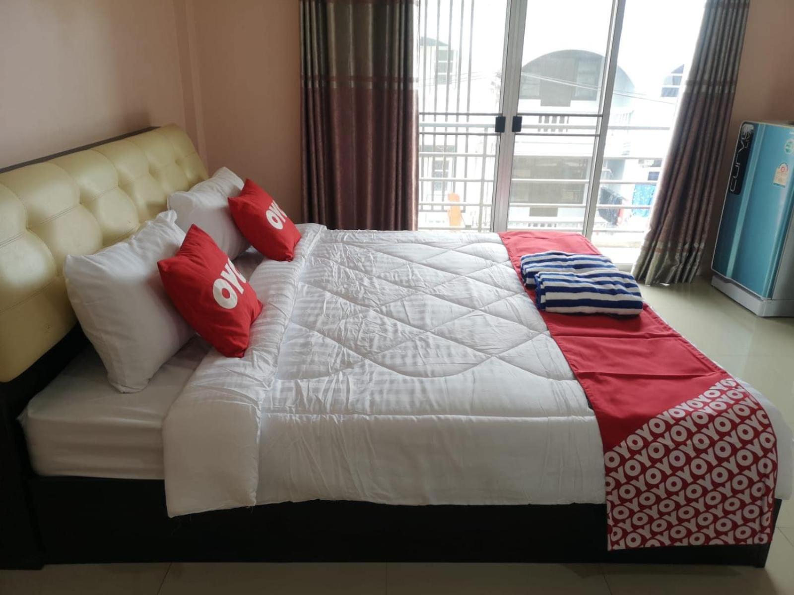 Kjs Pattaya Hotel Bagian luar foto