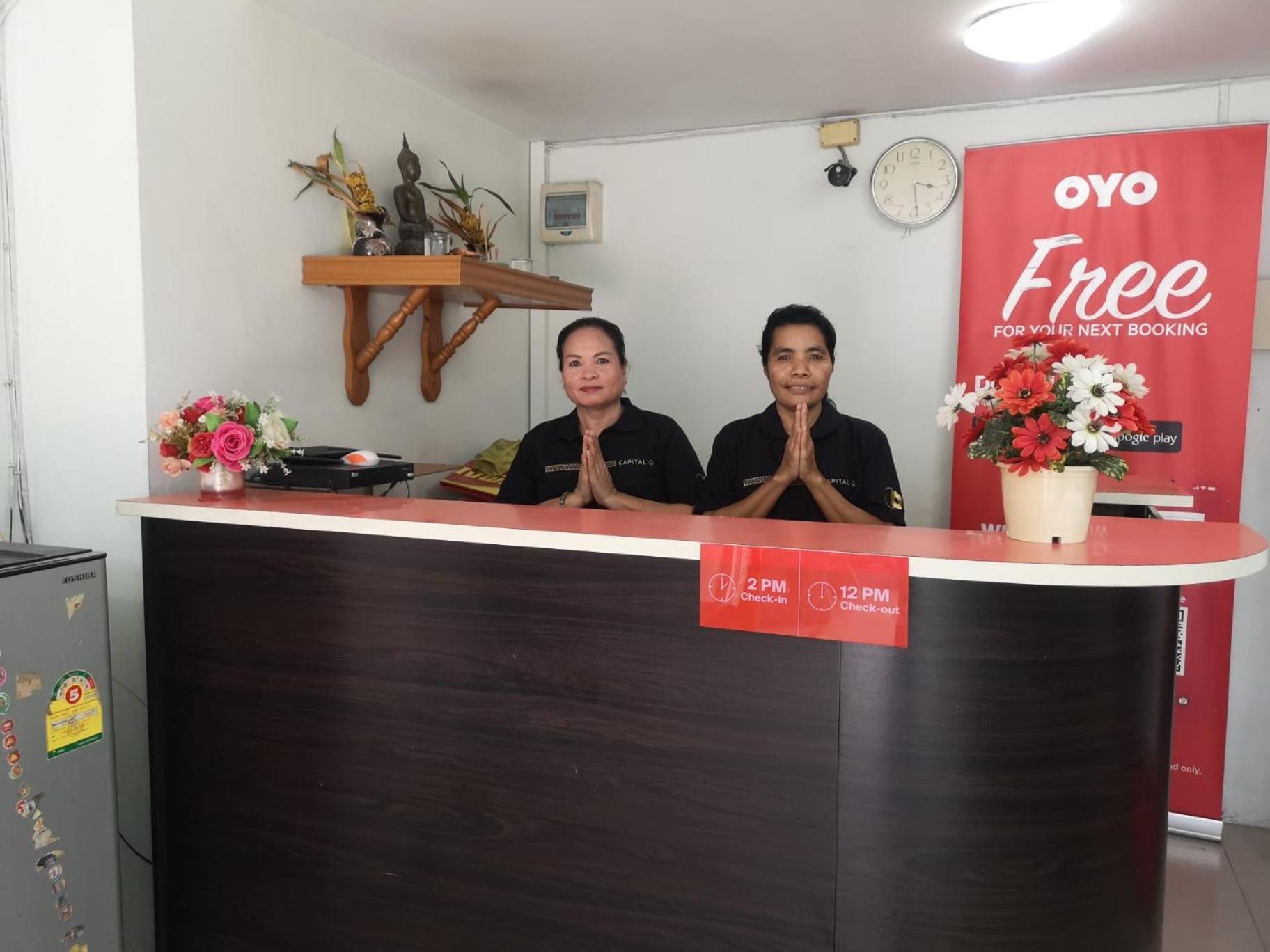 Kjs Pattaya Hotel Bagian luar foto