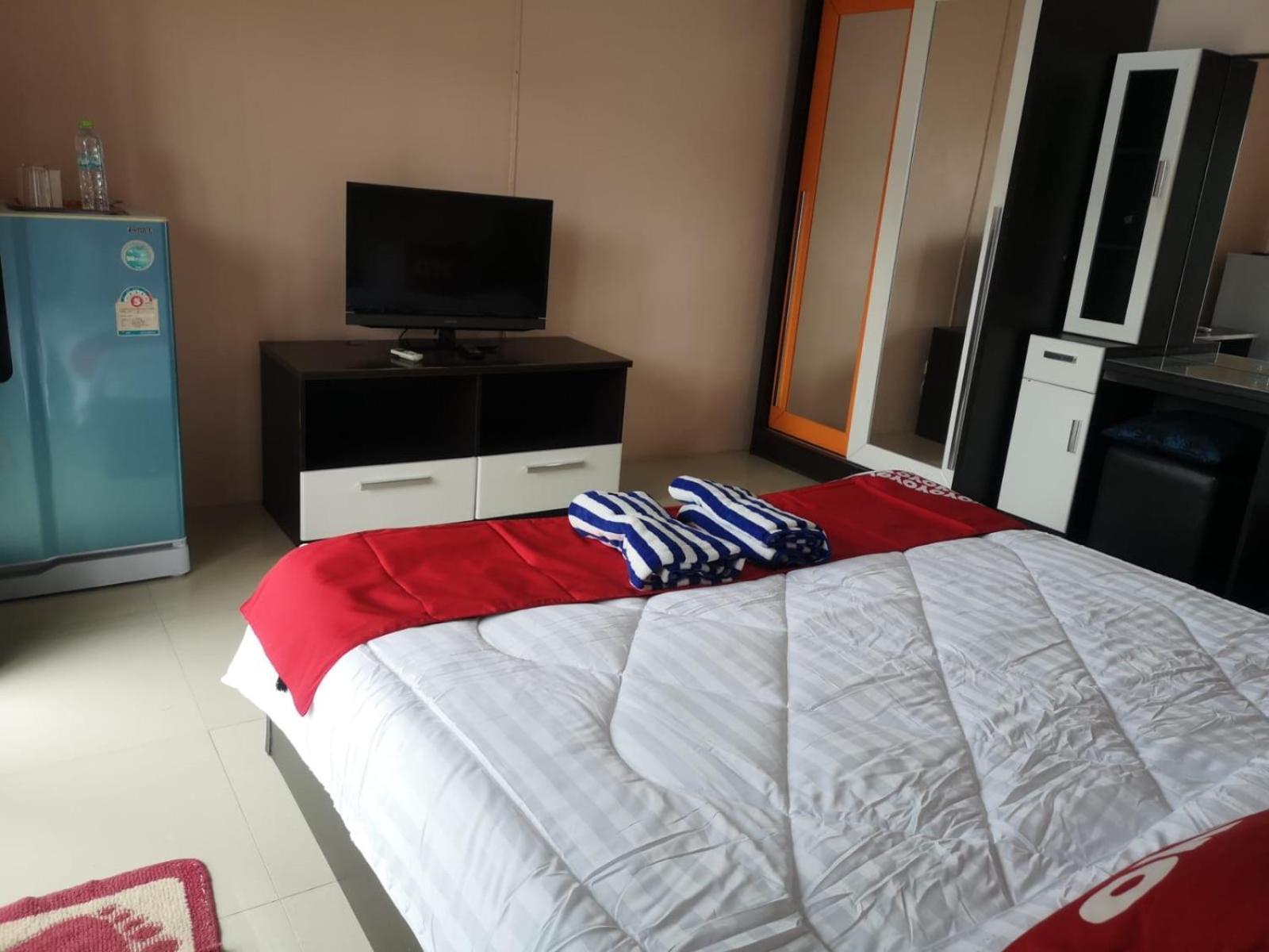 Kjs Pattaya Hotel Bagian luar foto